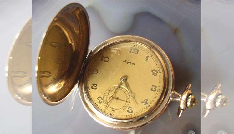 Hunter-case pocket watches