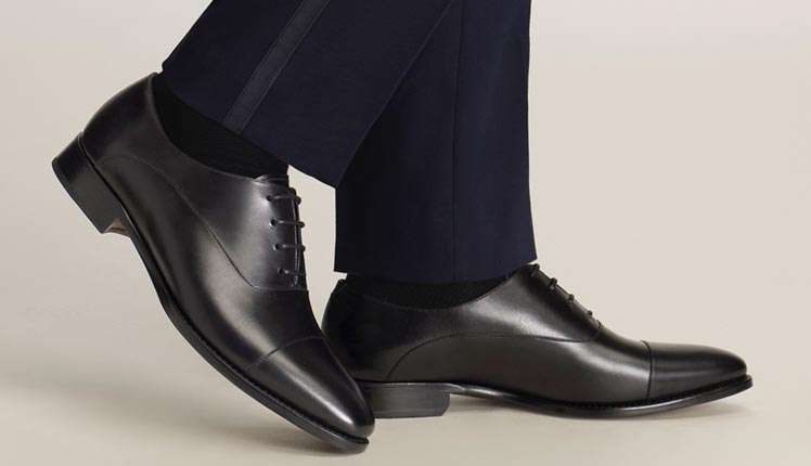 Oxford shoes are the simplest and most formal dress