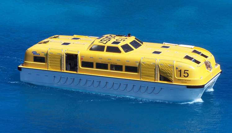 Oasis of the Seas has 18 lifeboats with capacity to board all of its passengers.