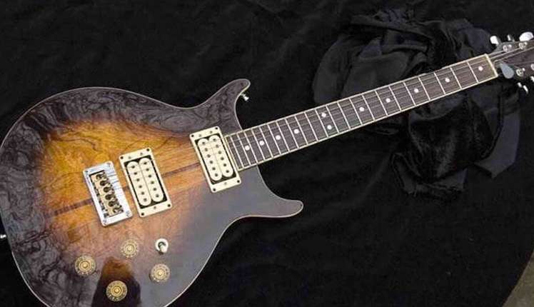 The Washburn guitar belonging to Bob Marley was specially customized